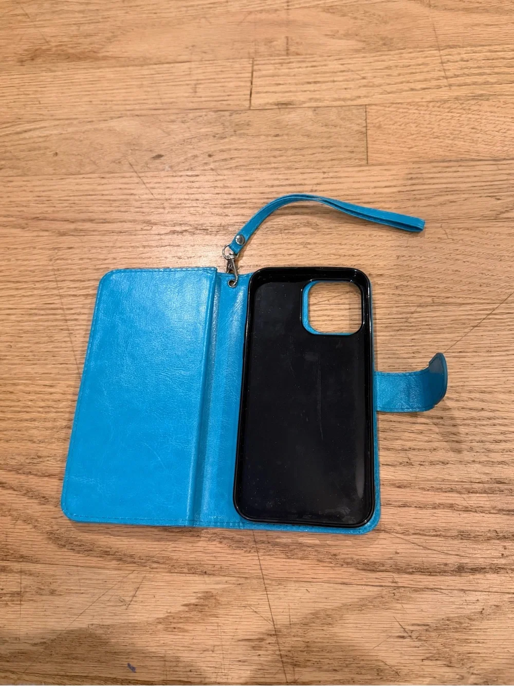 N/A vibrant turquoise