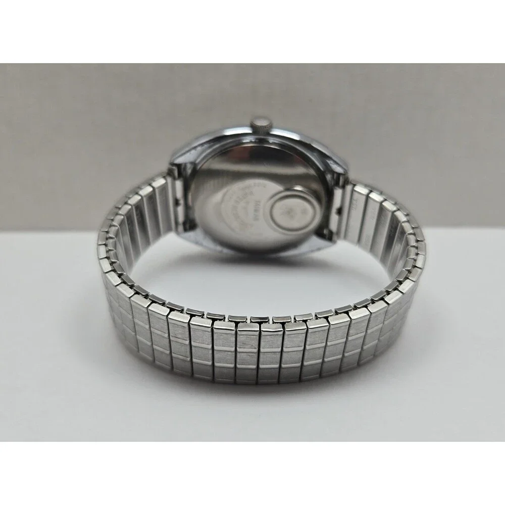 Timex item shows