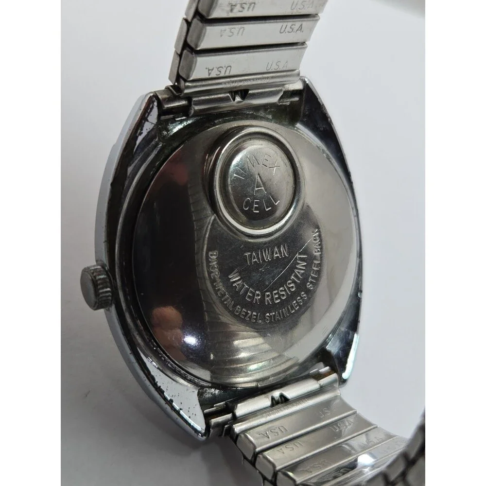 Timex item shows