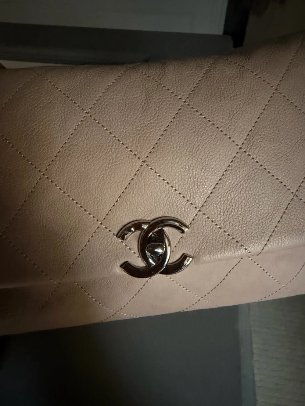 CHANEL Quilted Shoulder Bag in Light Beige with Silver Hardware