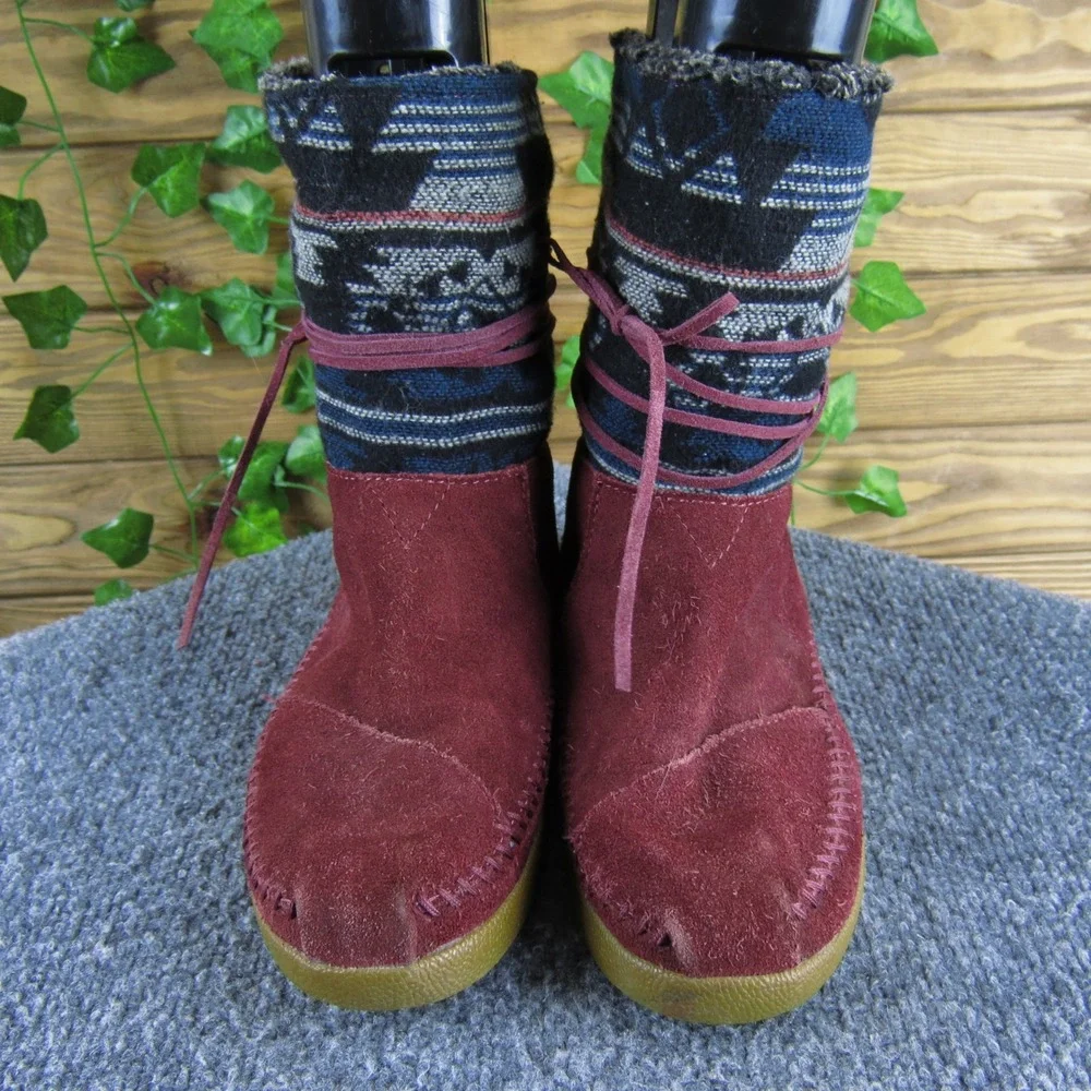 Toms add cozy