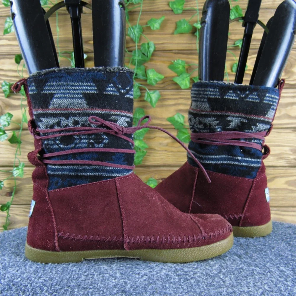 Toms add cozy