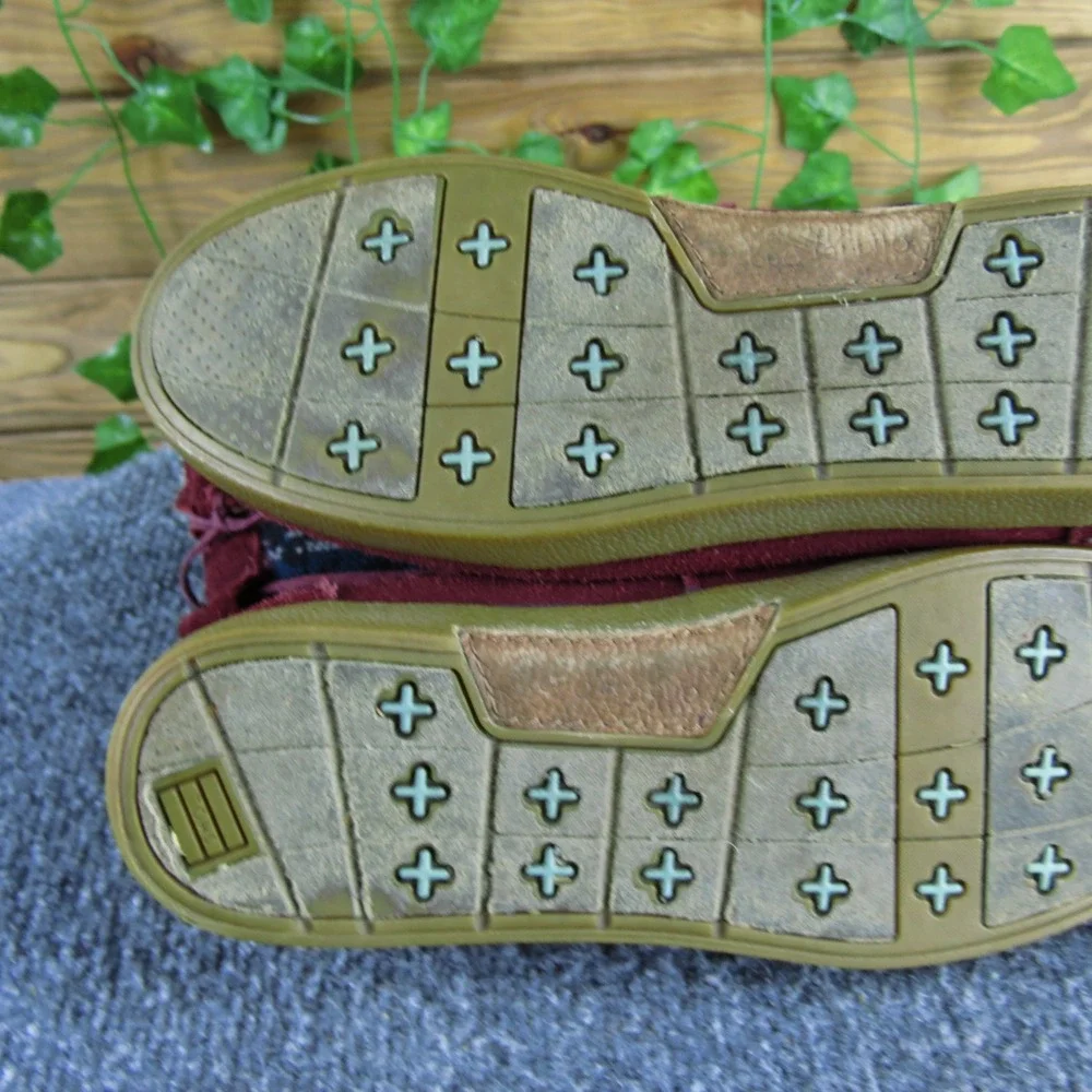 Toms add cozy
