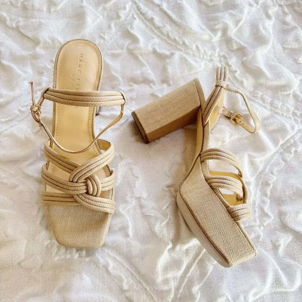 Marc Fisher straps buckle