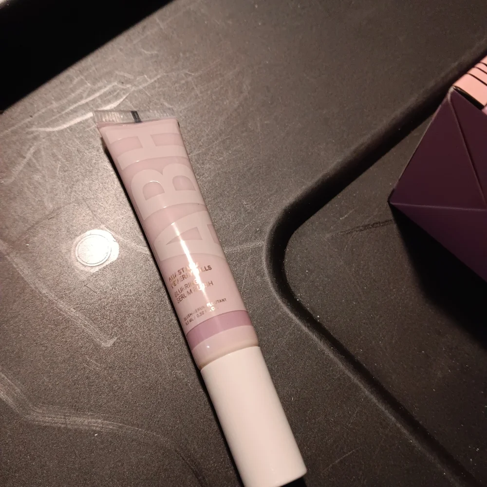 Anastasia blurring serum