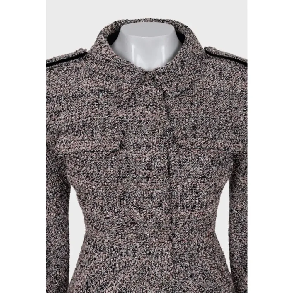 CHANEL elegant bouclé