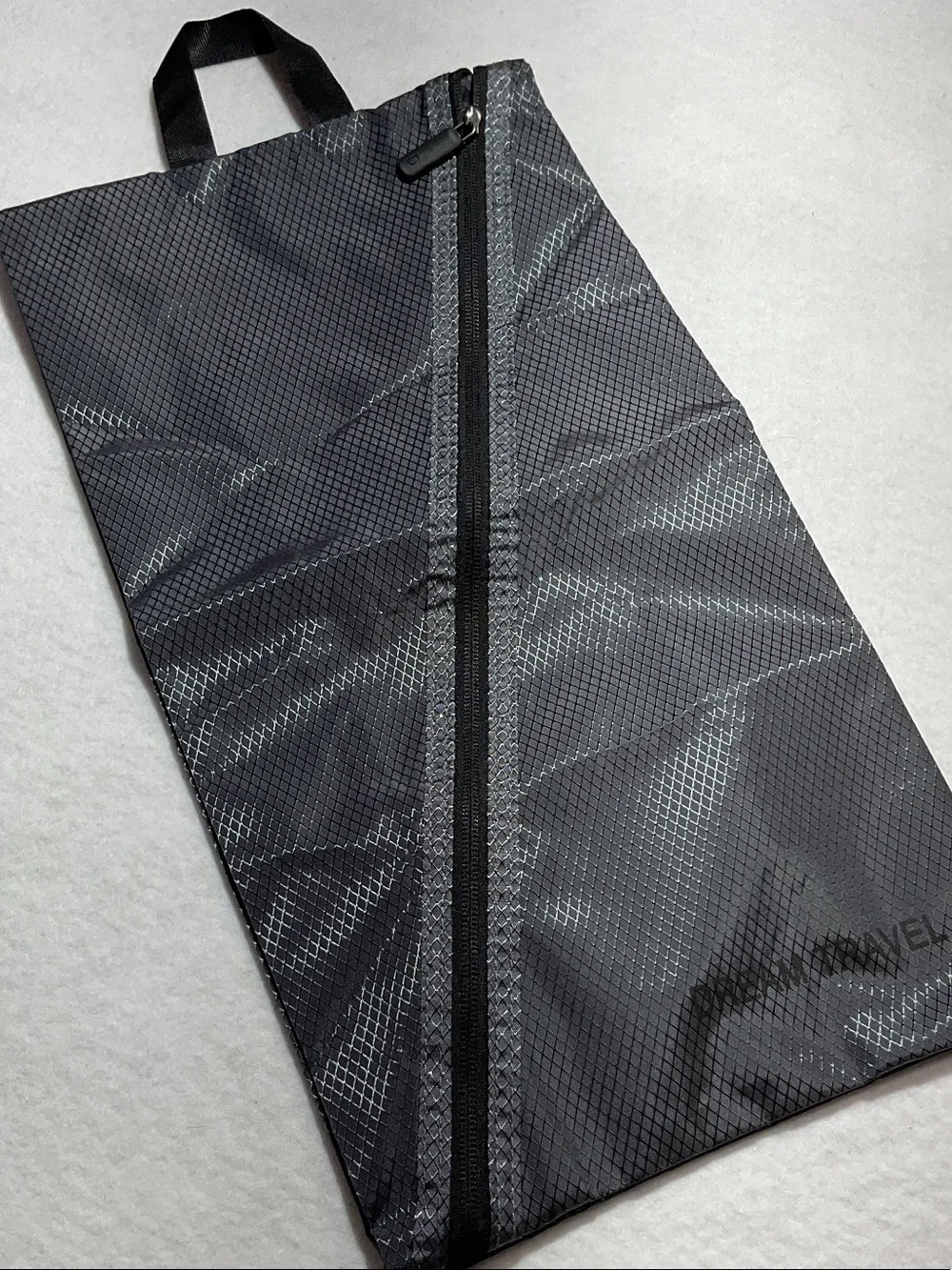 Dream Travel versatile gray