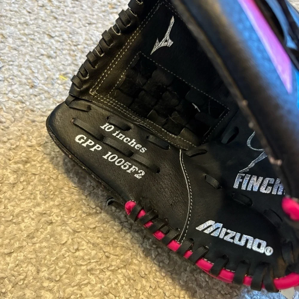 Mizuno stylish baseball