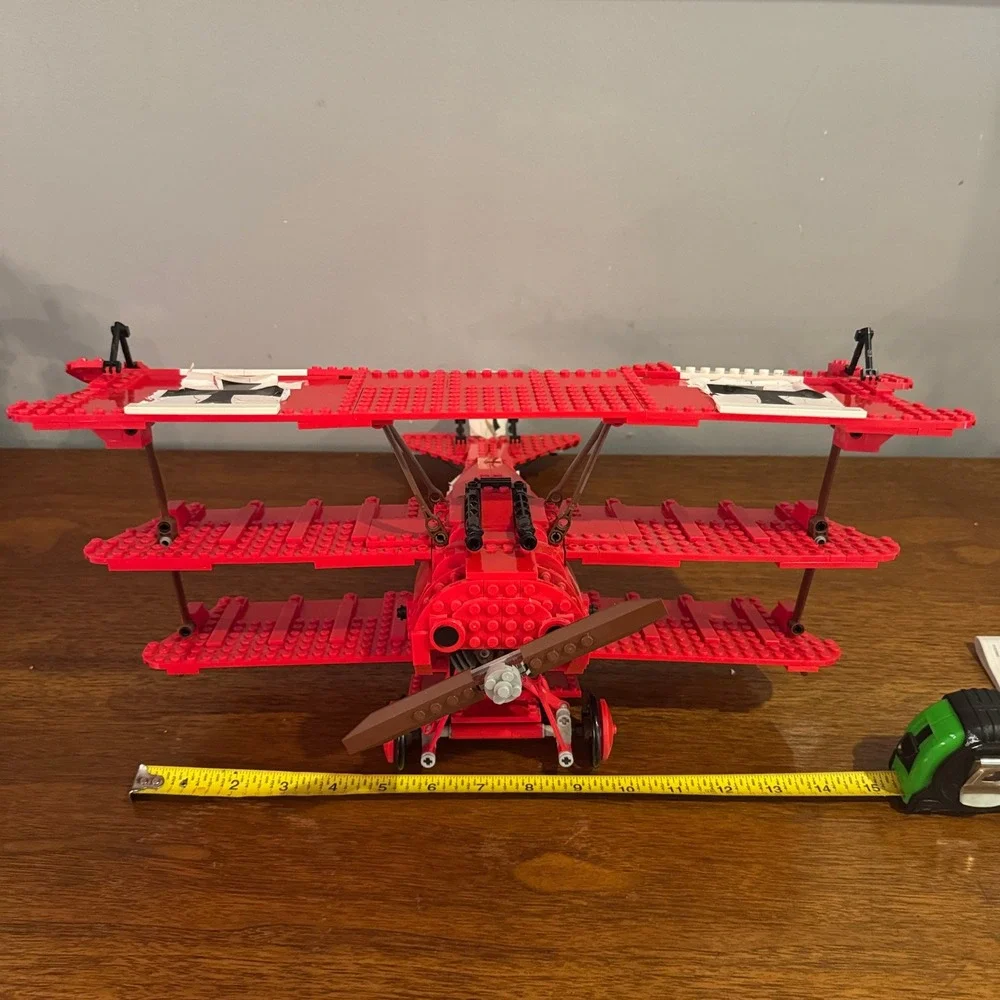 Lego creator red