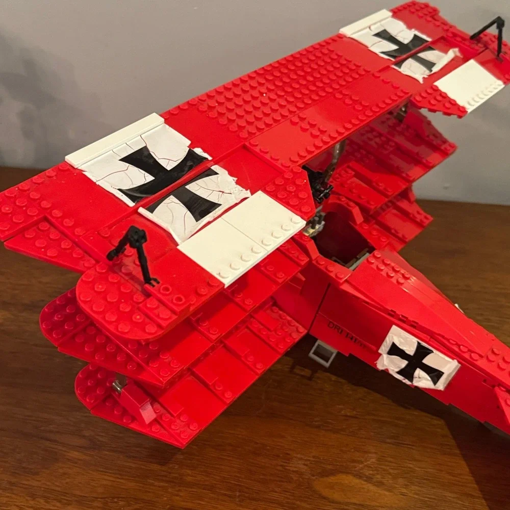 Lego creator red