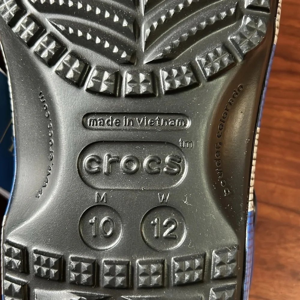 CROCS brand new