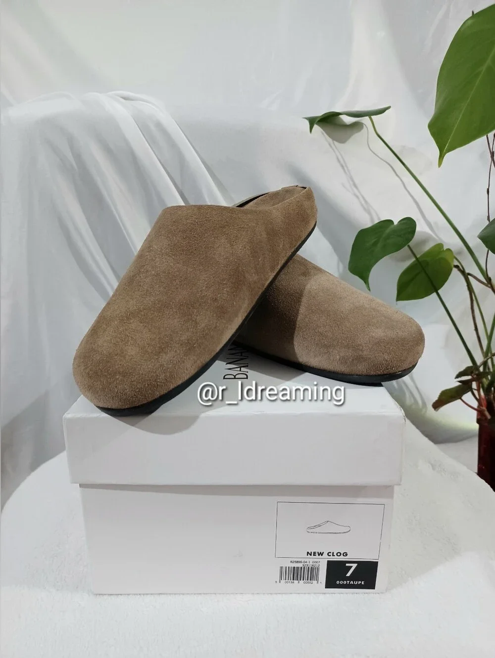 New Banana Republic Slip-On Suede Clog in Taupe Size 7