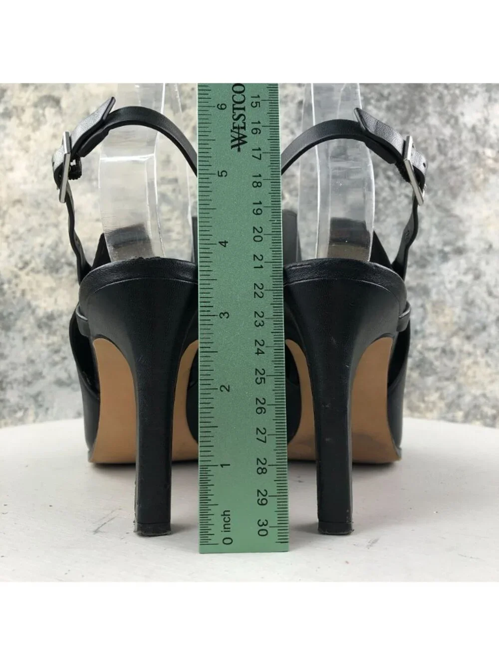 Vince Camuto **left used