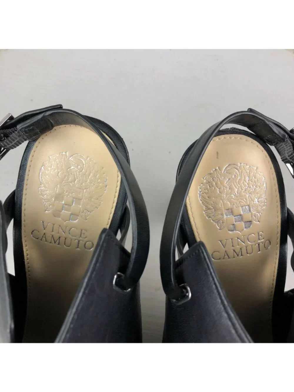 Vince Camuto gentle business