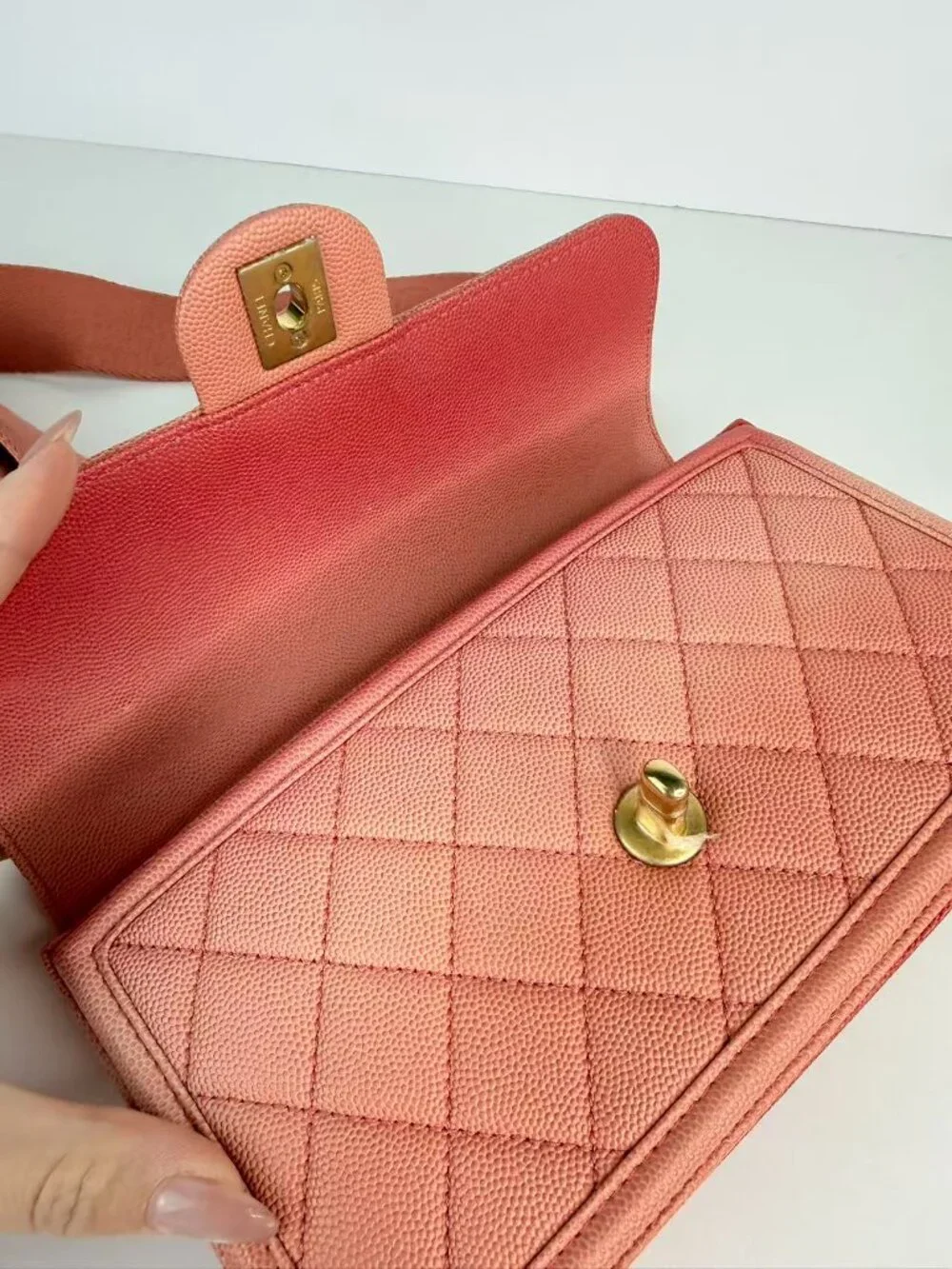 CHANEL deformation guarantee free