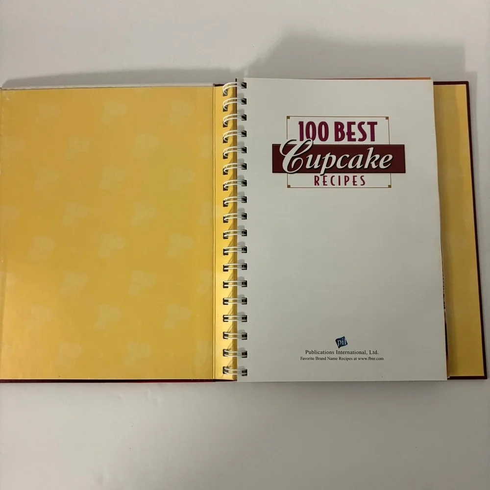 Publications International bake delicious