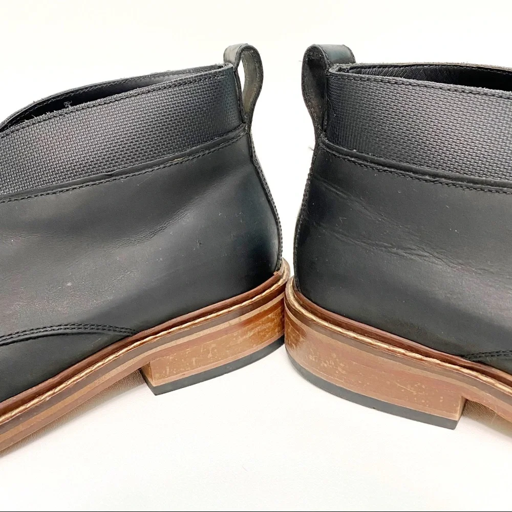 Cole Haan lace up