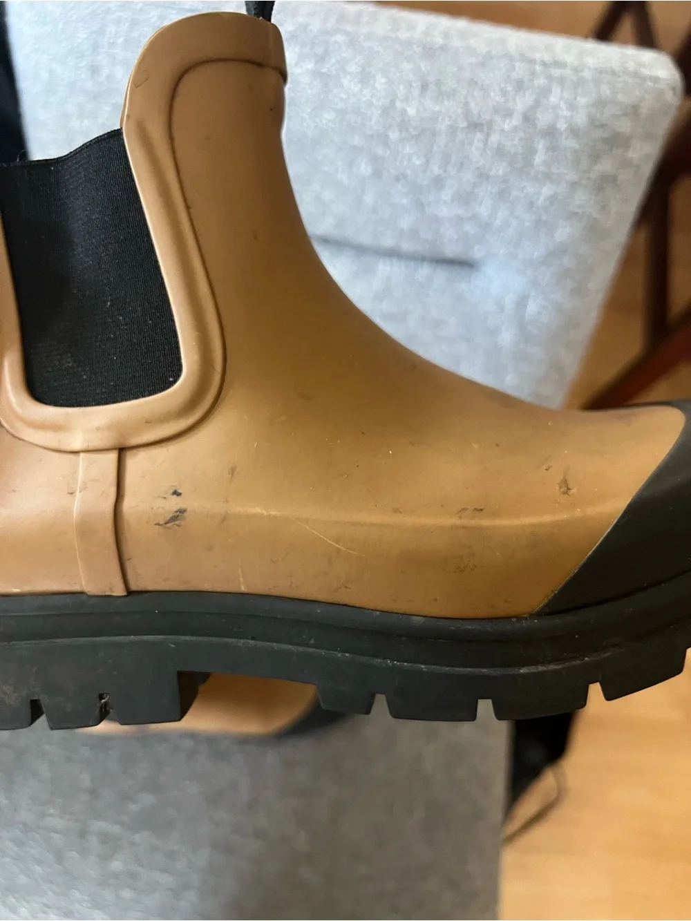 Everlane sides help soles