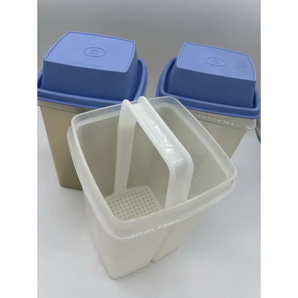 Tupperware vintage pickle