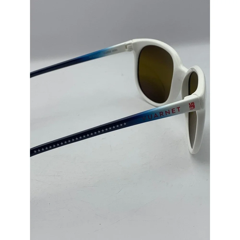 The Unbranded Brand solid legendary