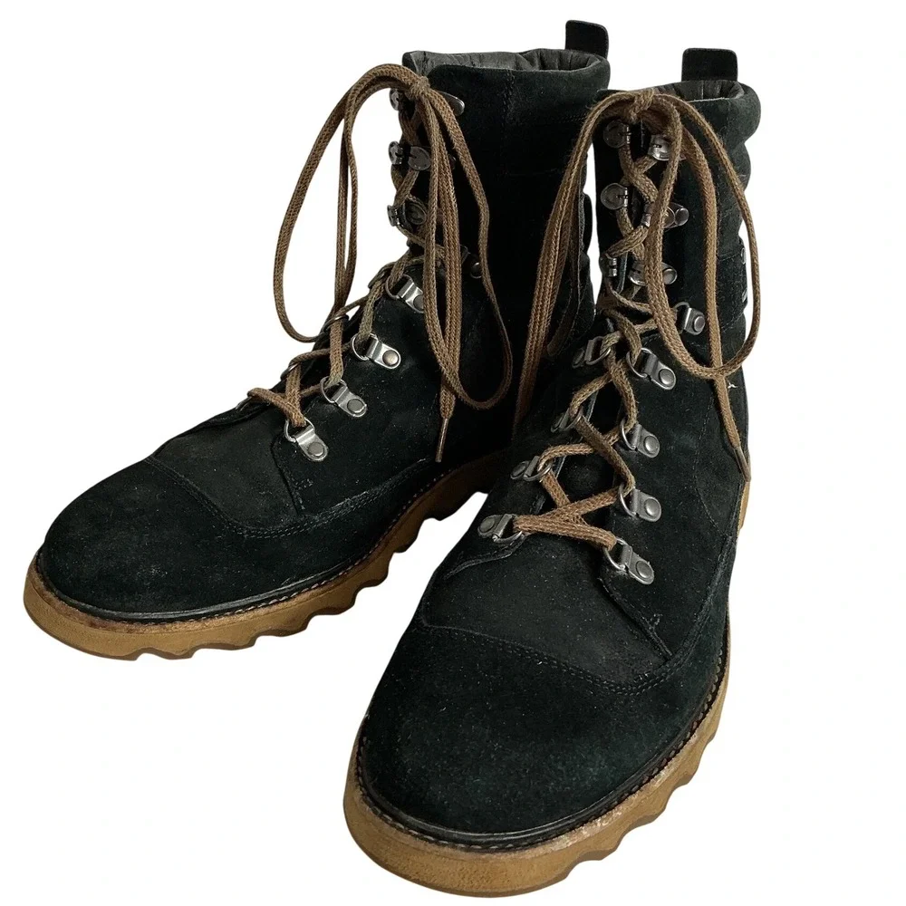 Sorel Men's Size 11  Mad Mukluk Black Water Resistant Winter Boots