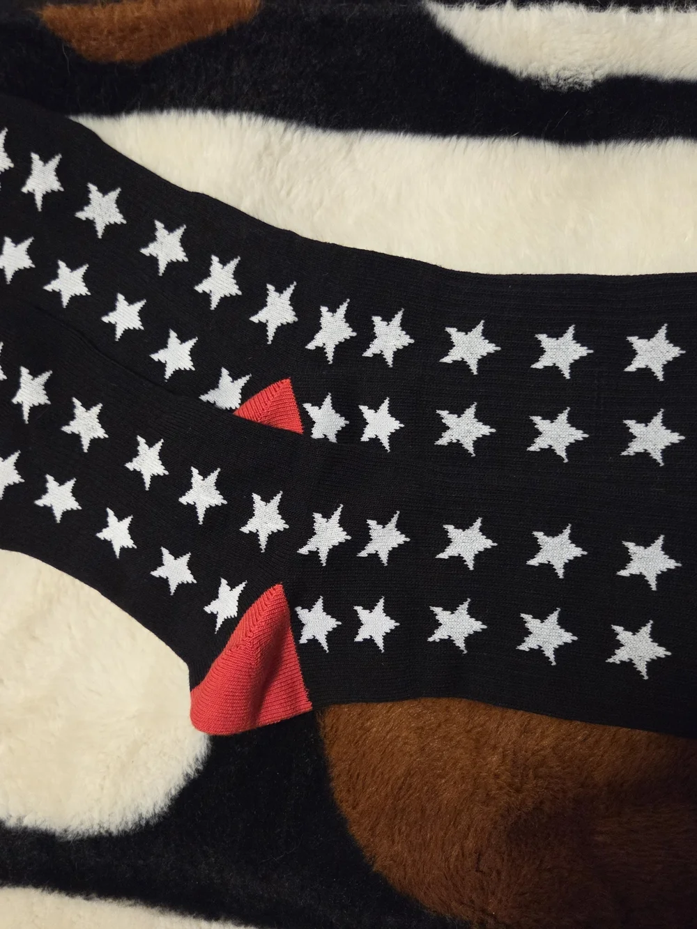 Men's Black Star Pattern Socks with Red Accents