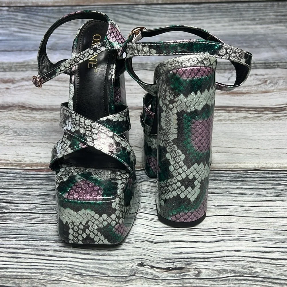 OMINE women’s platform
