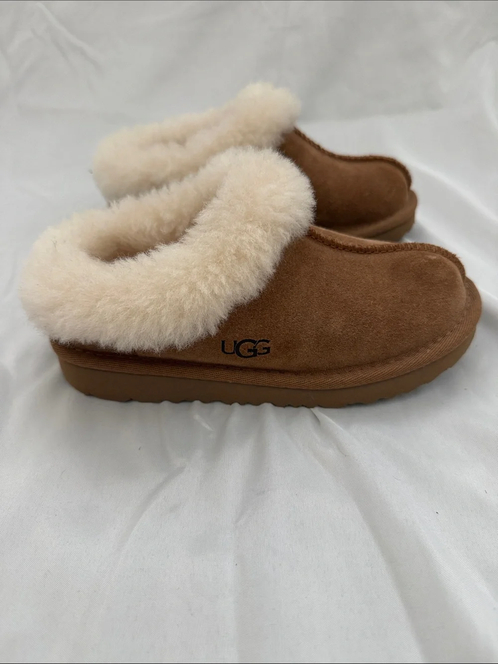 UGG soft chestnut