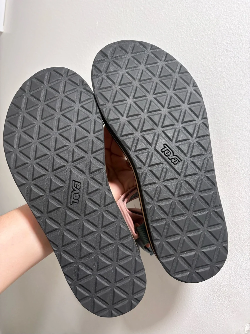 Teva tevasize women