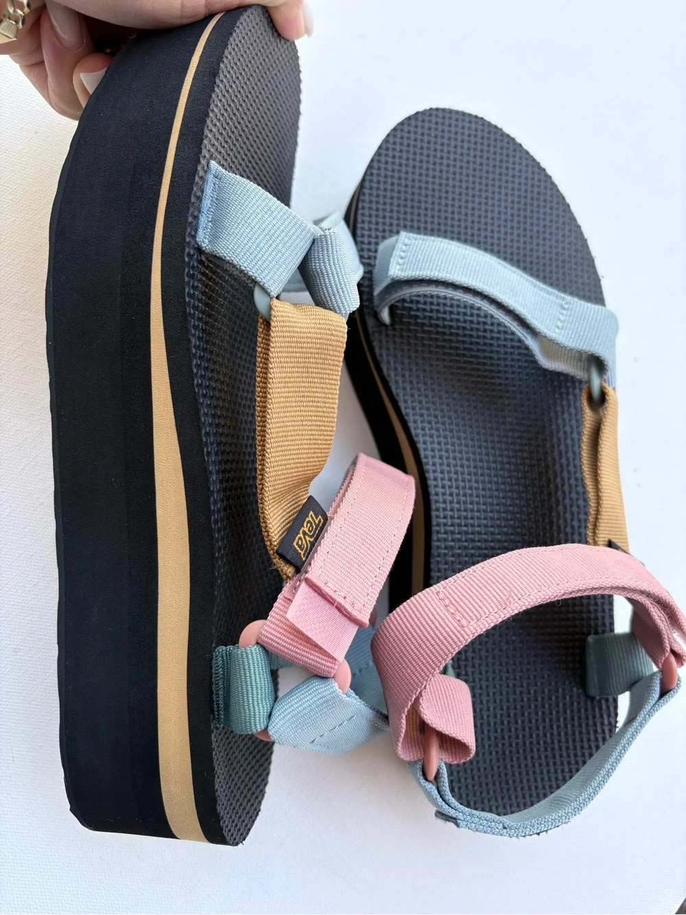 Teva tevasize women