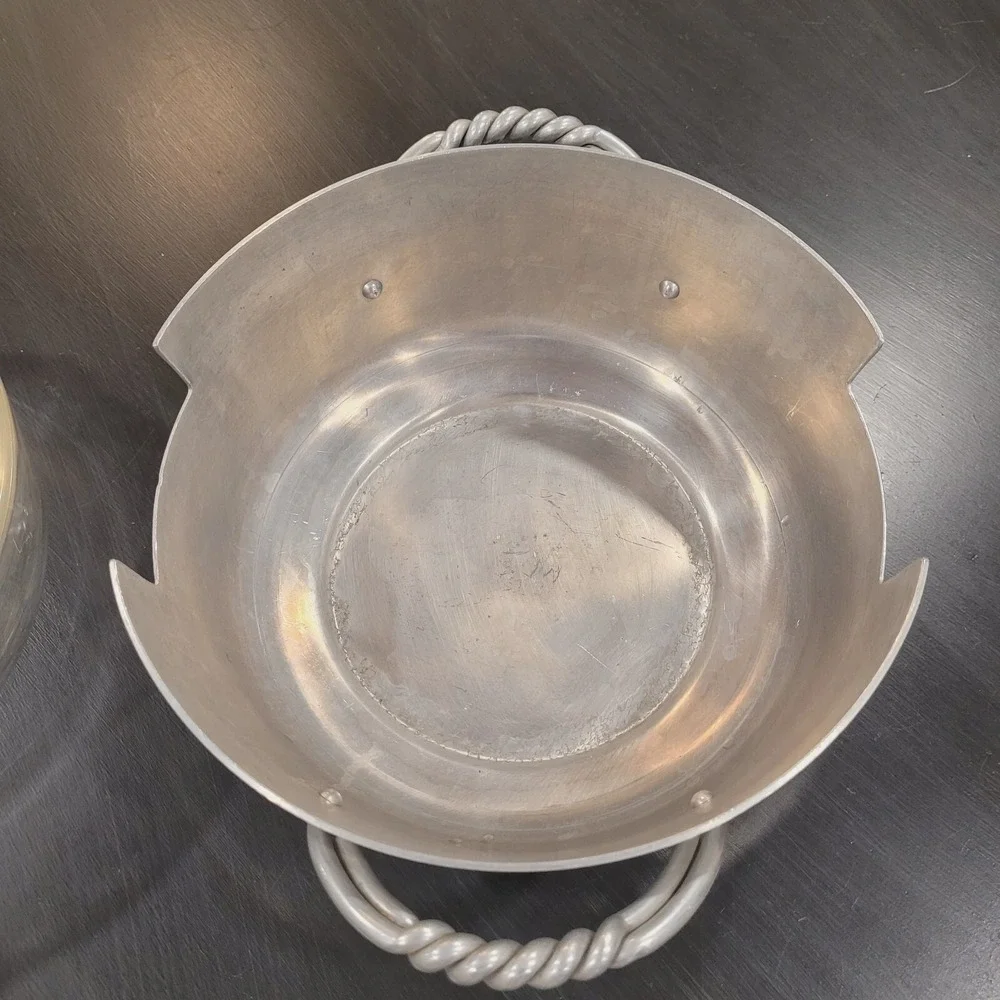 Vintage cookware BW Buenilum Hammered Aluminum Serving Dish With Pyrex Bowl