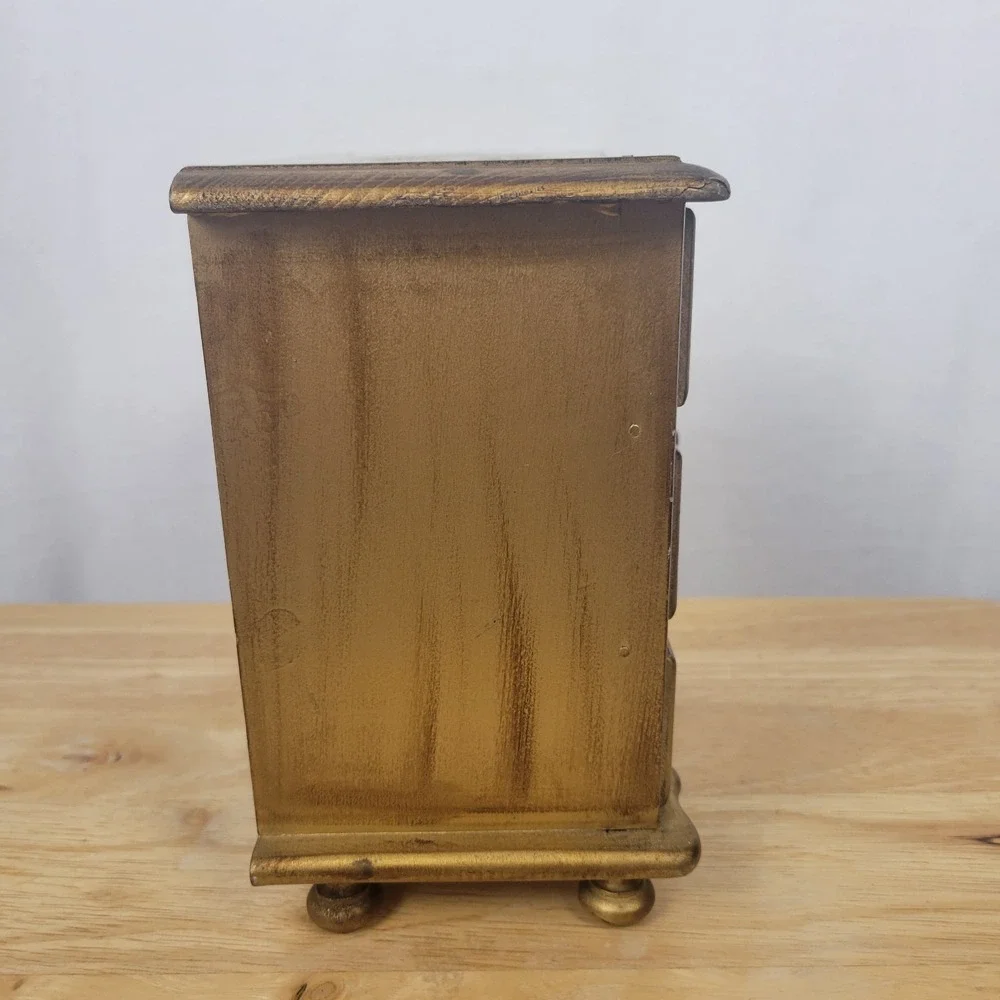 The Unbranded Brand vintage florentine