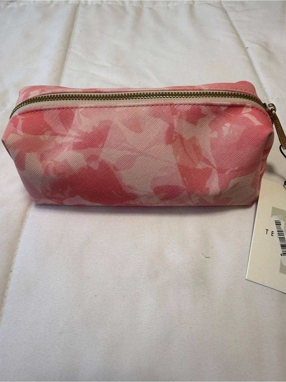 NWT-Ted Baker Pink Floral Print loaf Cosmetic Pouch with Gold Zipper