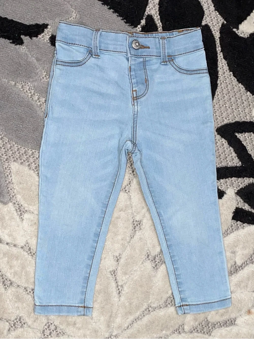 OshKosh B'gosh Baby Girl Light Blue Skinny Jeans 18 Months