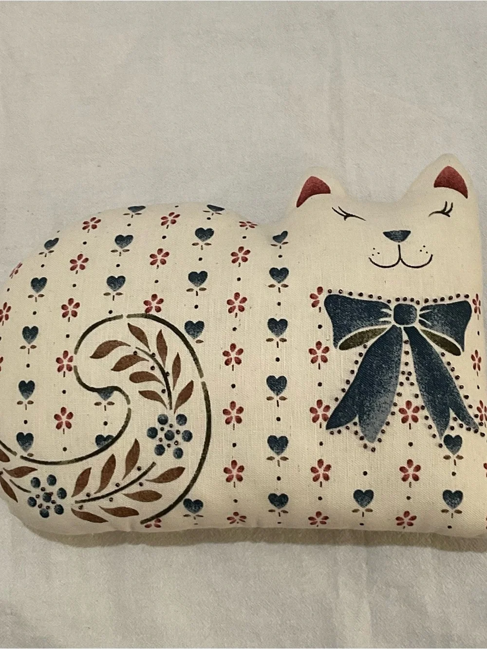 N/A two decorative
