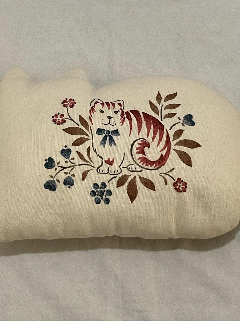 N/A two decorative