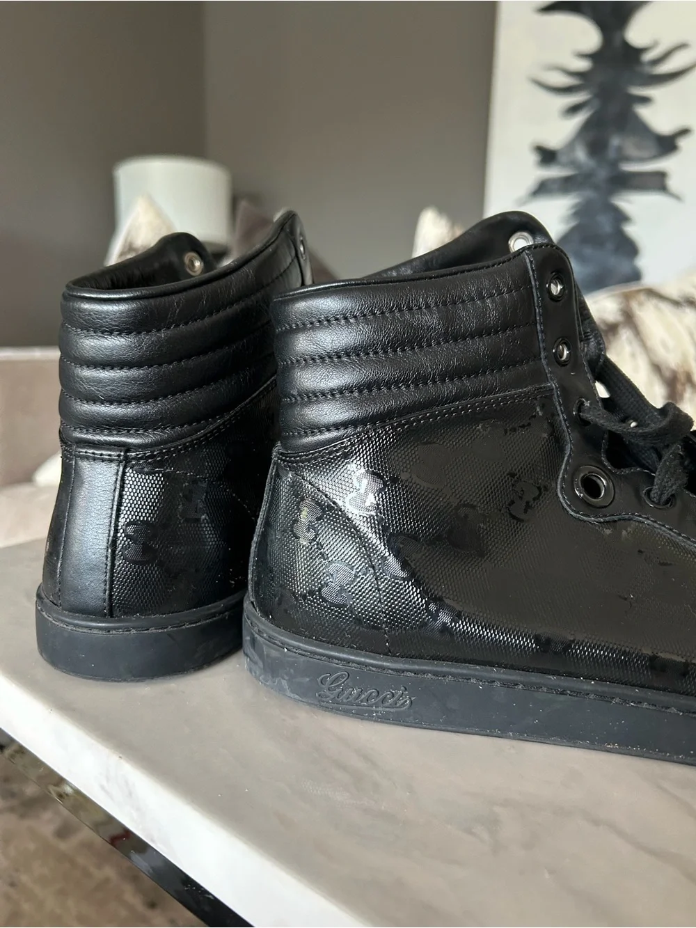 Gucci all black