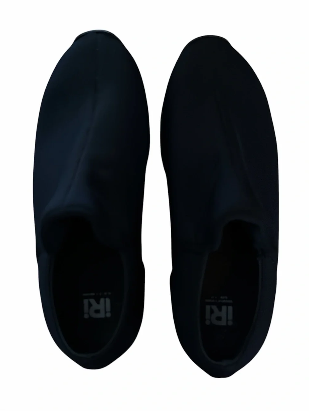Iri sleek black