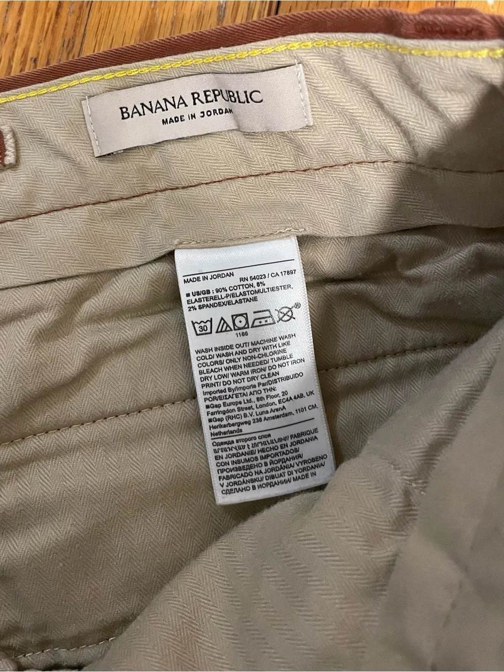 Banana Republic classic rust