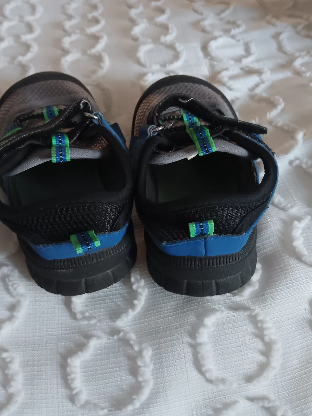 OshKosh Bgosh sturdy kid