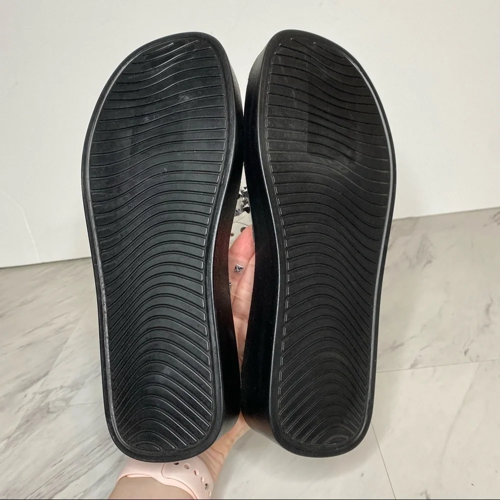 Steve Madden that clear straps