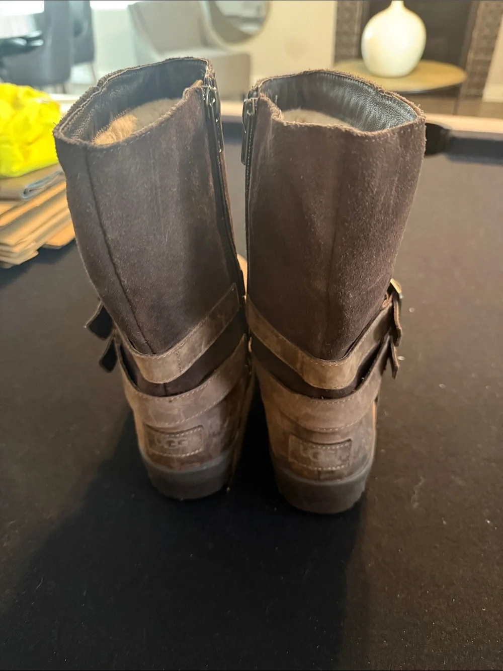 UGG women mid