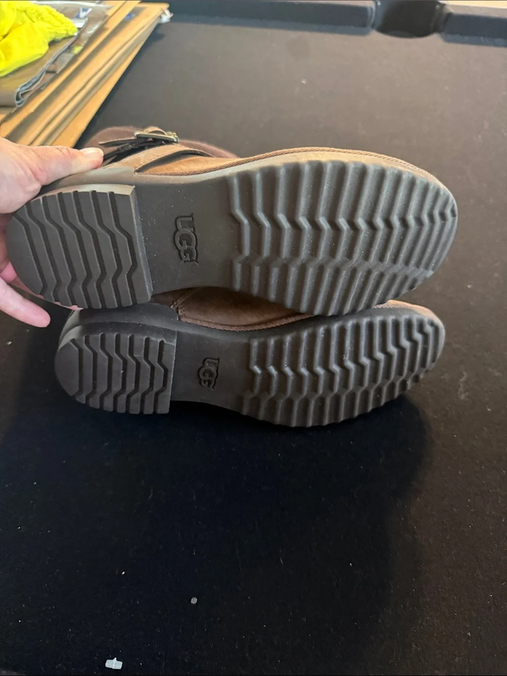 UGG women mid