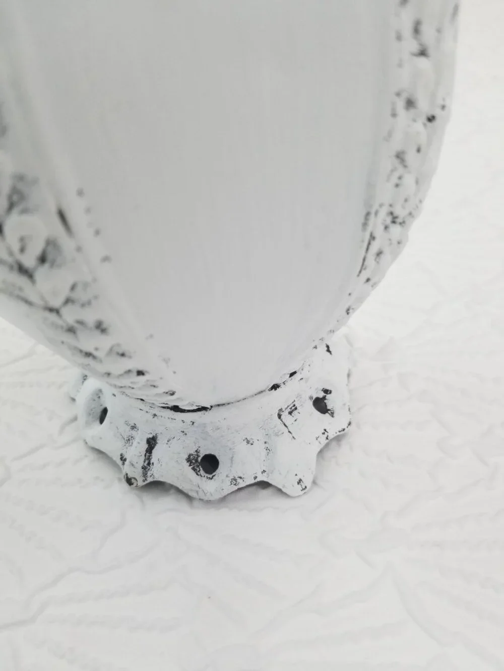 N/A metal vase