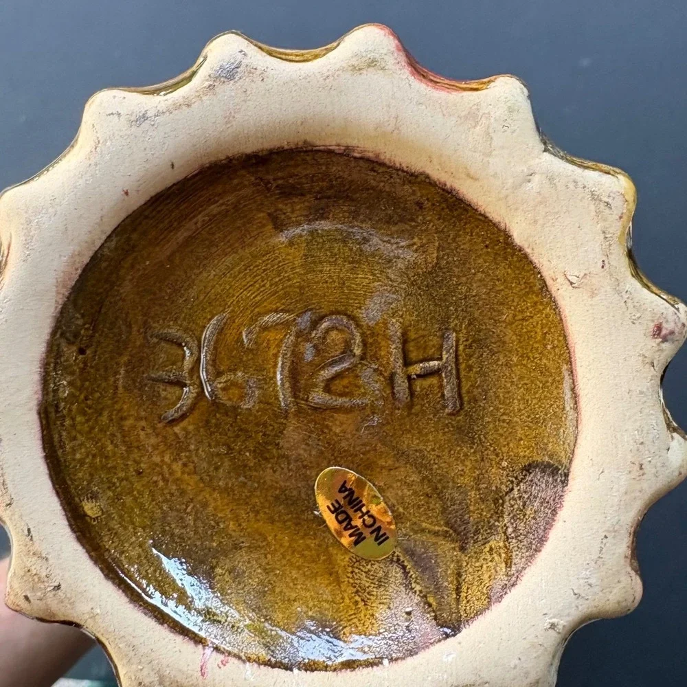 N/A ribbed ceramic