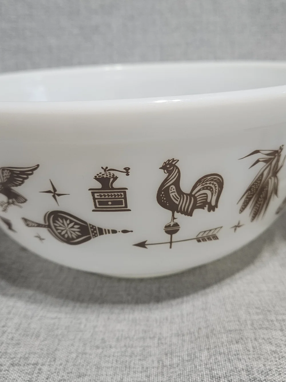 Pyrex classic milk