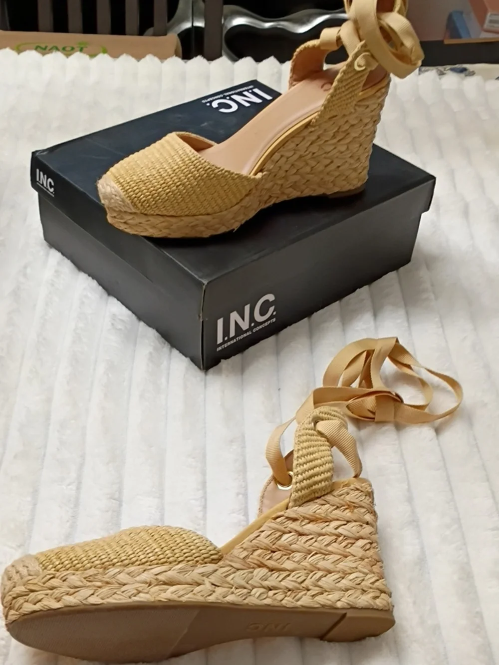 INC International Concepts new original
