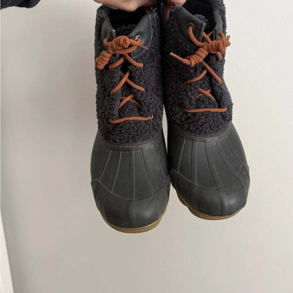 Sperry excellent stay