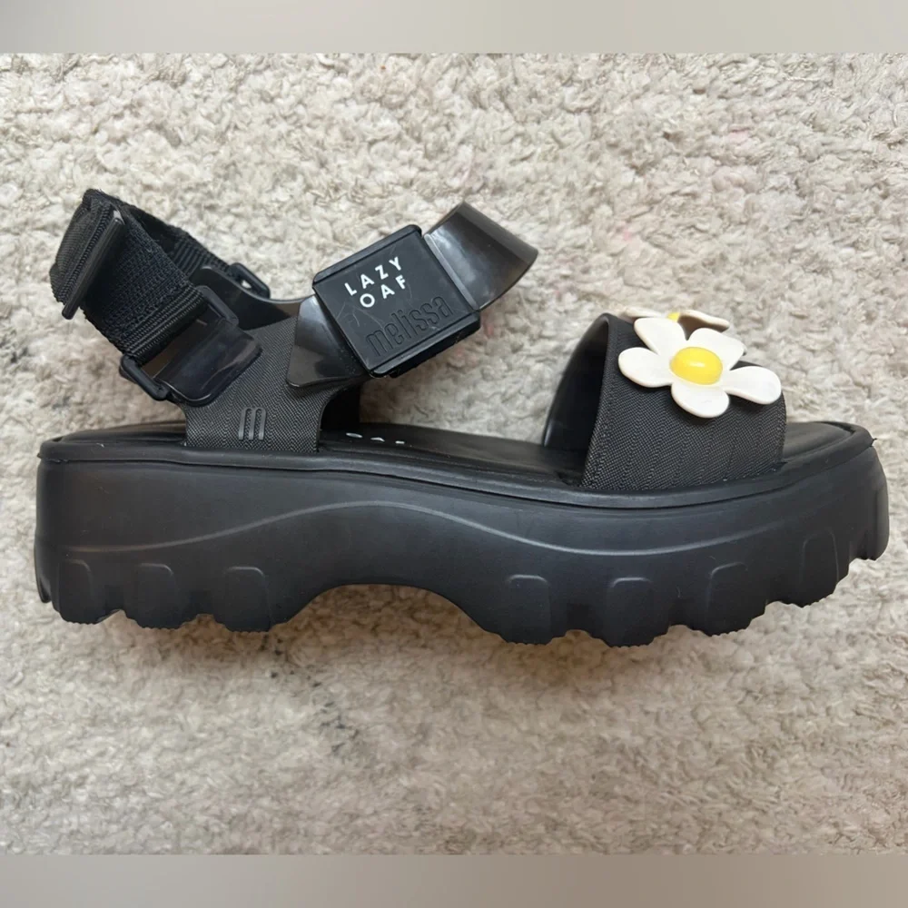 Melissa x Lazy Oaf BLACK KICK OFF SANDAL Women’s Size 7 Platform Chunky Daisy
