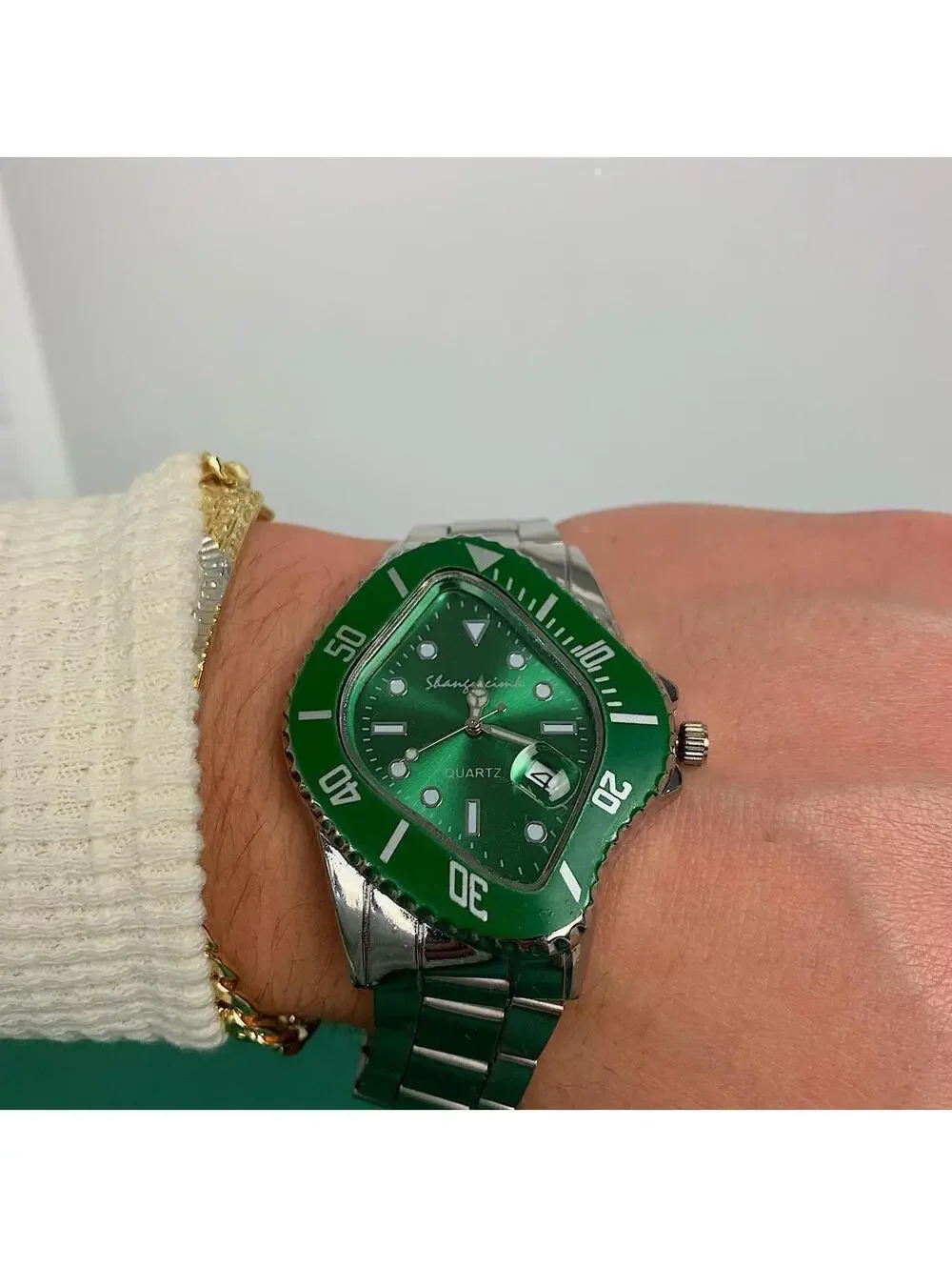 N/A #watch #y2k